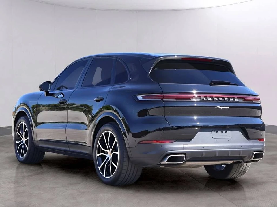 2024 Porsche 9Y0/9Y3 Cayenne - Image 3 of 4