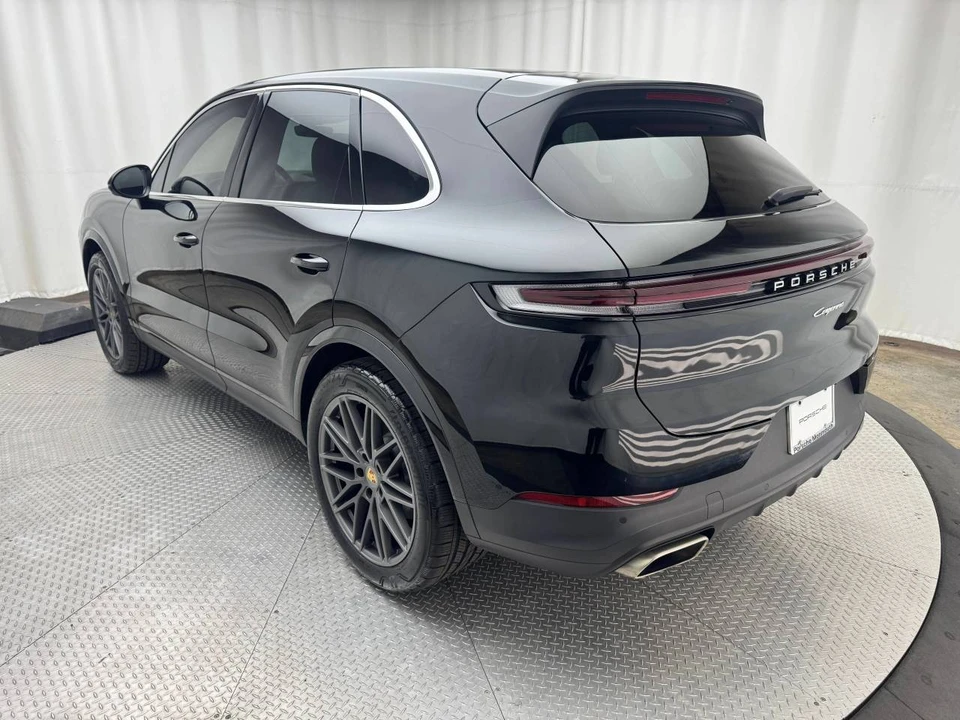 2024 Porsche 9Y0/9Y3 Cayenne - Image 3 of 4