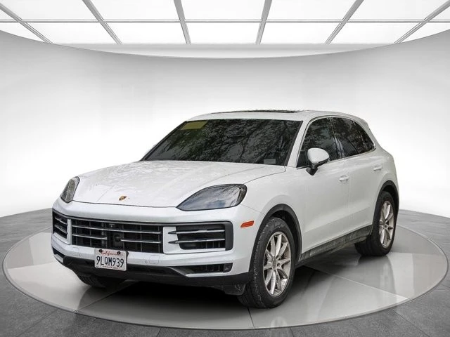 2024 Porsche 9Y0/9Y3 Cayenne - Image 2 of 12