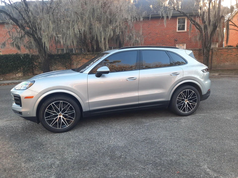 2024 Porsche 9Y0/9Y3 Cayenne - Image 11 of 31
