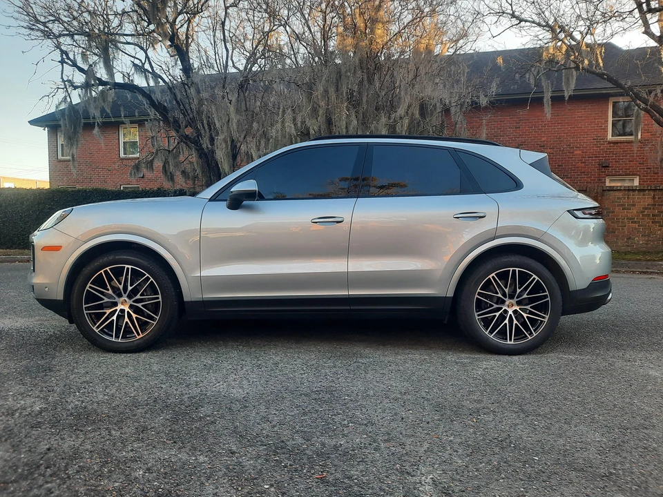 2024 Porsche 9Y0/9Y3 Cayenne - Image 13 of 31