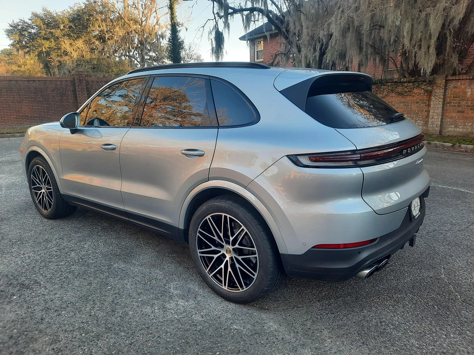 2024 Porsche 9Y0/9Y3 Cayenne - Image 17 of 31