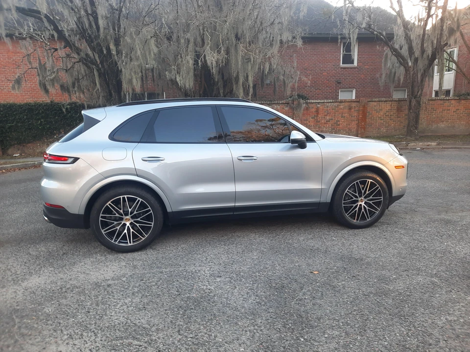 2024 Porsche 9Y0/9Y3 Cayenne - Image 26 of 31