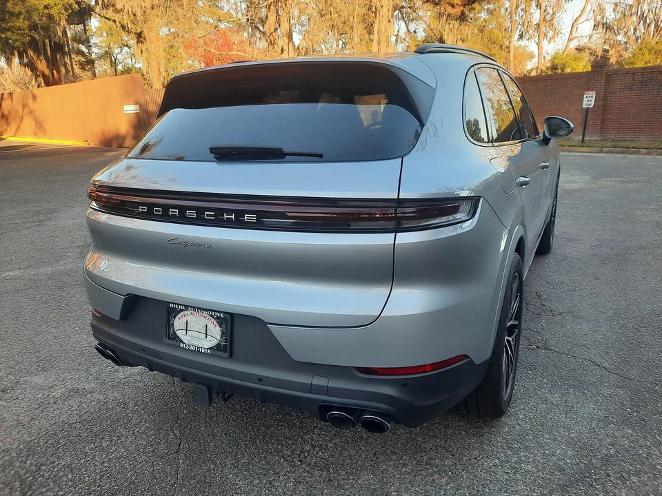 2024 Porsche 9Y0/9Y3 Cayenne - Image 23 of 31