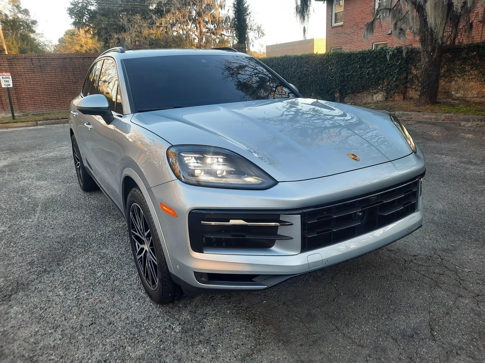 2024 Porsche 9Y0/9Y3 Cayenne - Image 30 of 31
