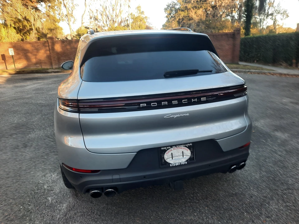 2024 Porsche 9Y0/9Y3 Cayenne - Image 19 of 31