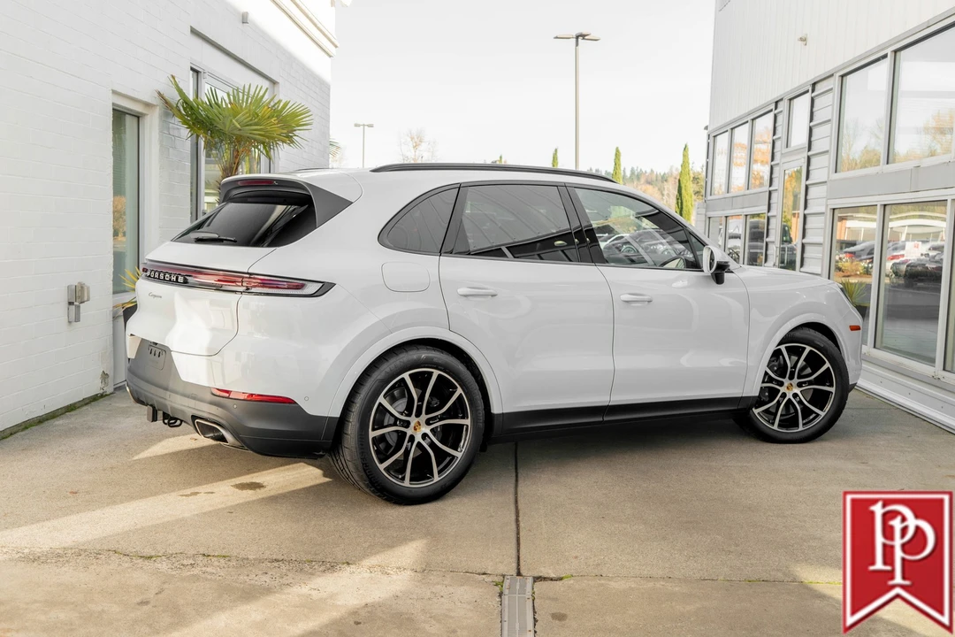 2024 Porsche 9Y0/9Y3 Cayenne - Image 6 of 21