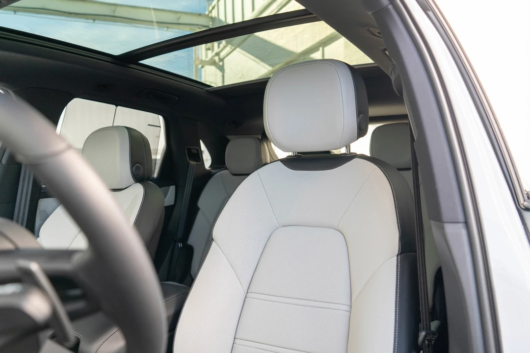 2024 Porsche 9Y0/9Y3 Cayenne - Image 8 of 21