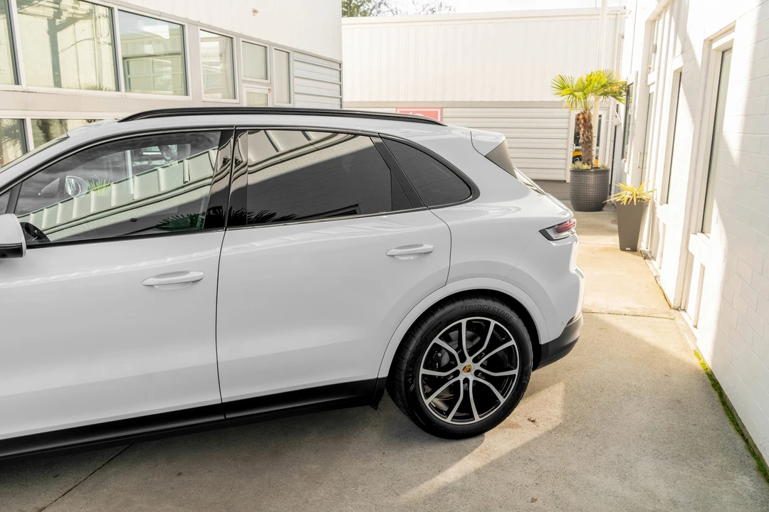 2024 Porsche 9Y0/9Y3 Cayenne - Image 4 of 21
