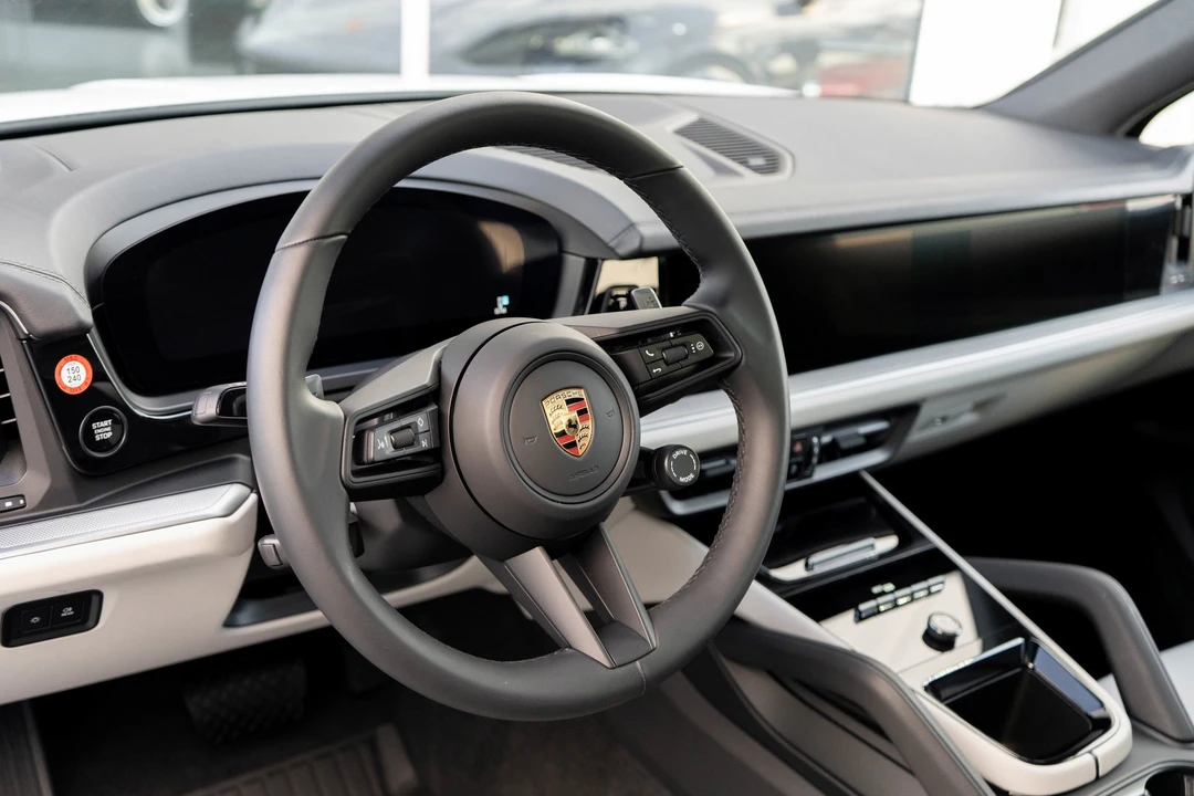 2024 Porsche 9Y0/9Y3 Cayenne - Image 12 of 21