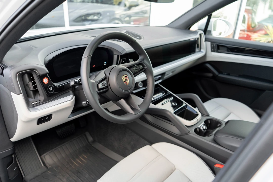 2024 Porsche 9Y0/9Y3 Cayenne - Image 7 of 21