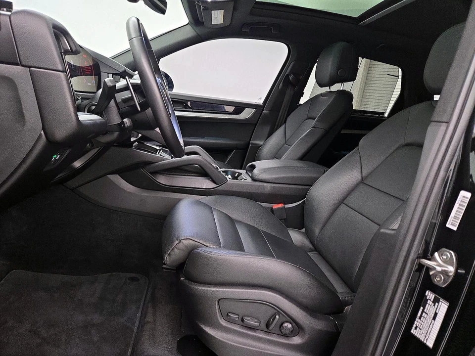 2024 Porsche 9Y0/9Y3 Cayenne - Image 12 of 28