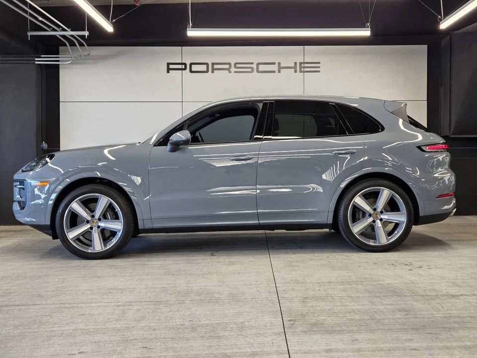 2024 Porsche 9Y0/9Y3 Cayenne - Image 2 of 4