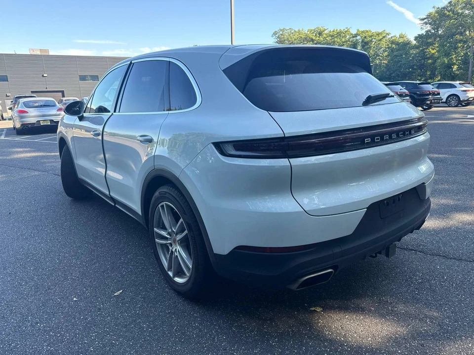 2024 Porsche 9Y0/9Y3 Cayenne - Image 4 of 4
