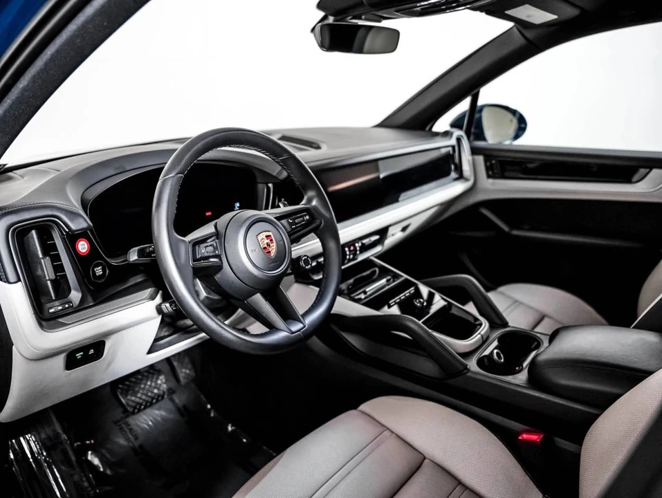 2024 Porsche 9Y0/9Y3 Cayenne - Image 4 of 4