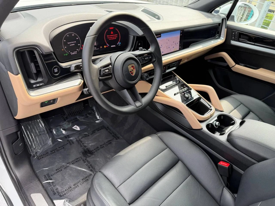 2024 Porsche 9Y0/9Y3 Cayenne - Image 4 of 4