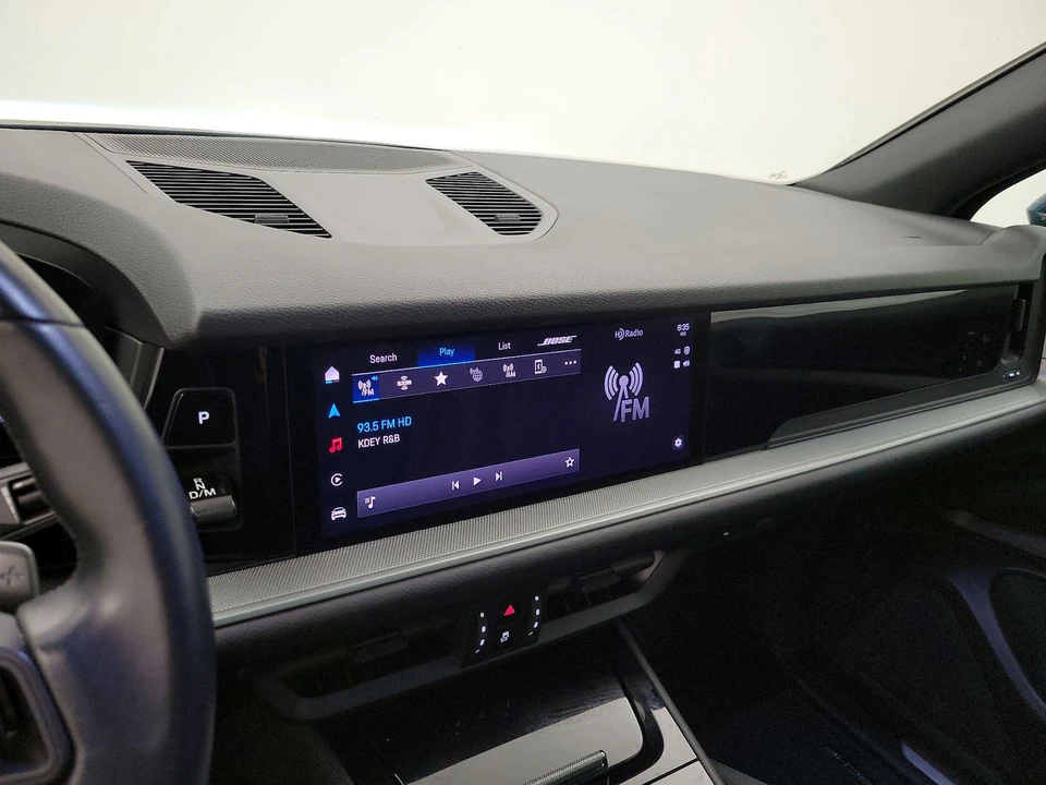2024 Porsche 9Y0/9Y3 Cayenne - Image 16 of 23