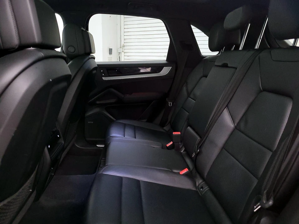 2024 Porsche 9Y0/9Y3 Cayenne - Image 20 of 23