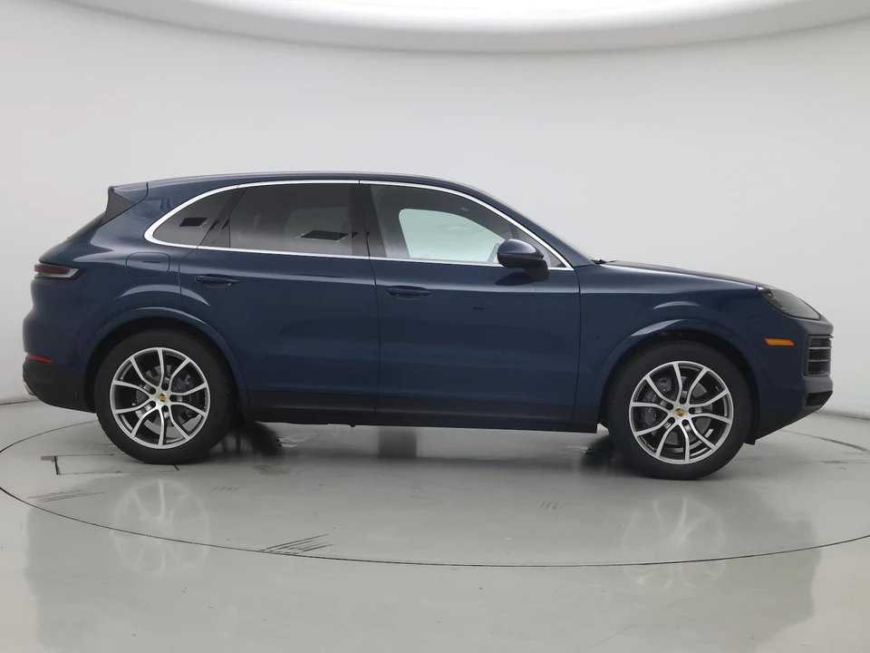 2024 Porsche 9Y0/9Y3 Cayenne - Image 8 of 23