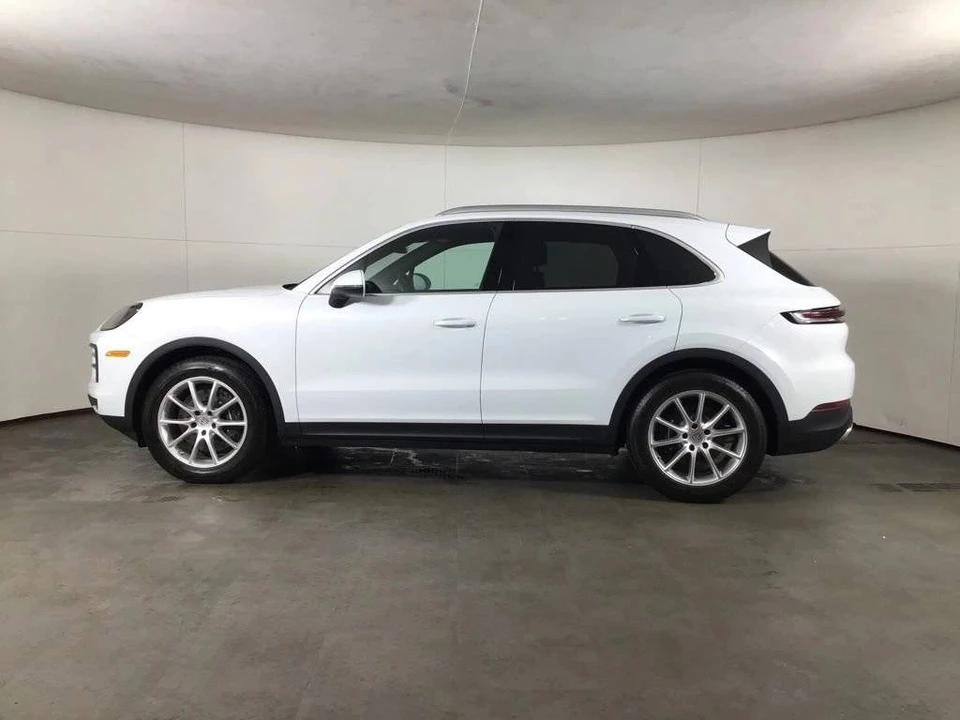 2024 Porsche 9Y0/9Y3 Cayenne - Image 2 of 4