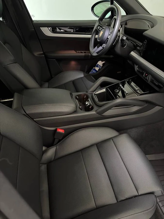 2024 Porsche 9Y0/9Y3 Cayenne - Image 9 of 18
