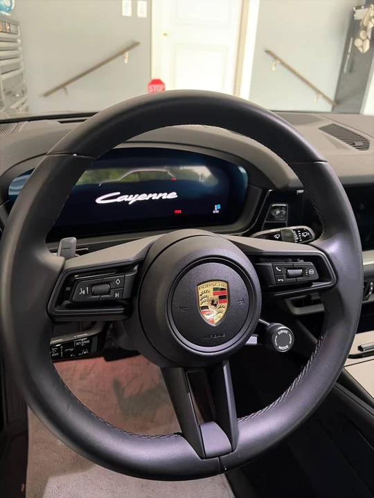 2024 Porsche 9Y0/9Y3 Cayenne - Image 15 of 18