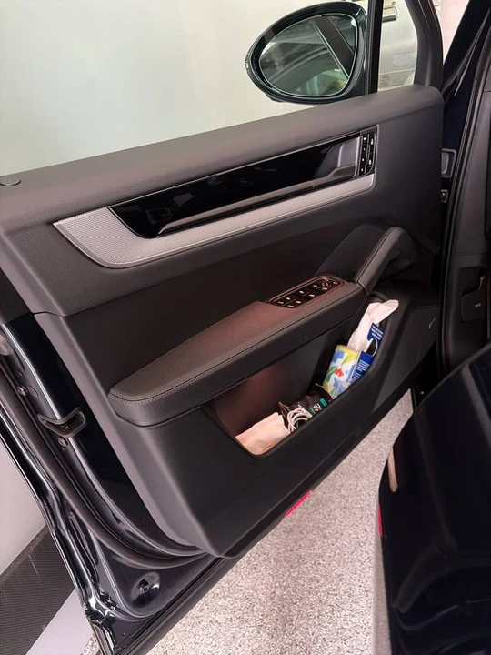 2024 Porsche 9Y0/9Y3 Cayenne - Image 17 of 18