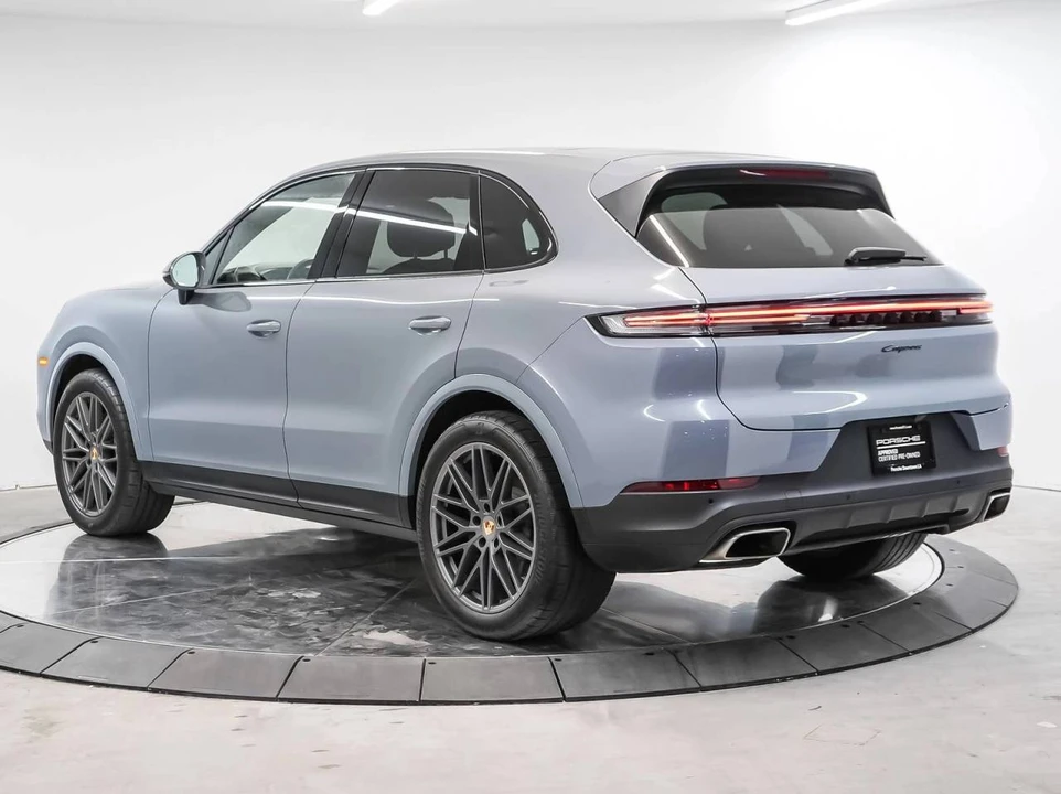 2024 Porsche 9Y0/9Y3 Cayenne - Image 3 of 4
