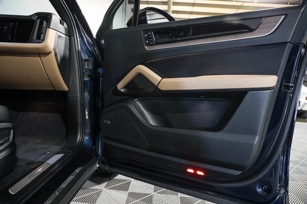 2024 Porsche 9Y0/9Y3 Cayenne - Image 21 of 21