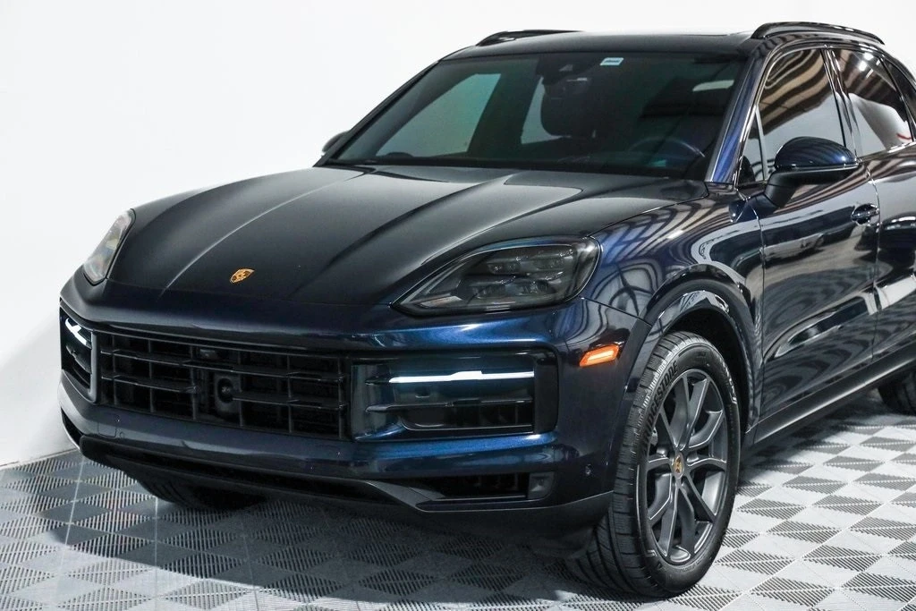 2024 Porsche 9Y0/9Y3 Cayenne - Image 16 of 21