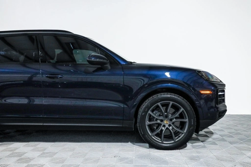 2024 Porsche 9Y0/9Y3 Cayenne - Image 3 of 21