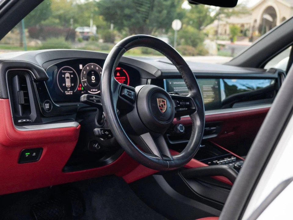 2024 Porsche 9Y0/9Y3 Cayenne - Image 4 of 4