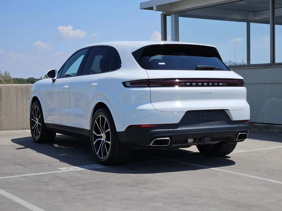 2024 Porsche 9Y0/9Y3 Cayenne - Image 3 of 4