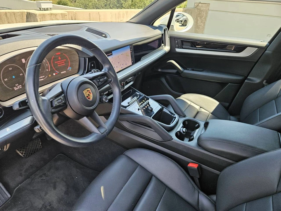 2024 Porsche 9Y0/9Y3 Cayenne - Image 4 of 4