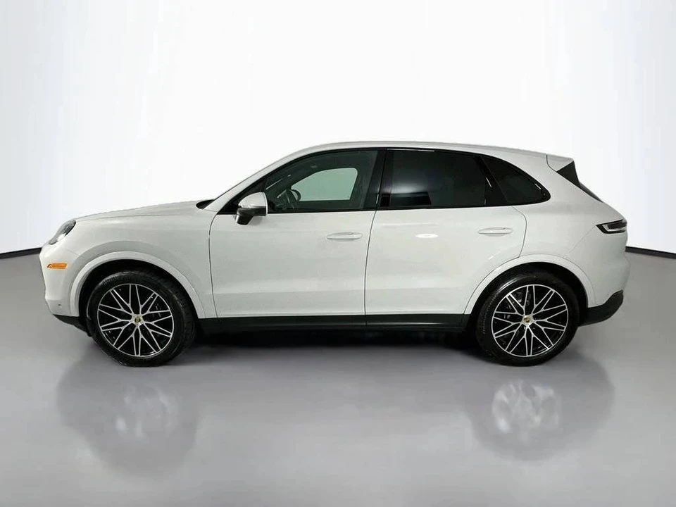 2024 Porsche 9Y0/9Y3 Cayenne - Image 2 of 4