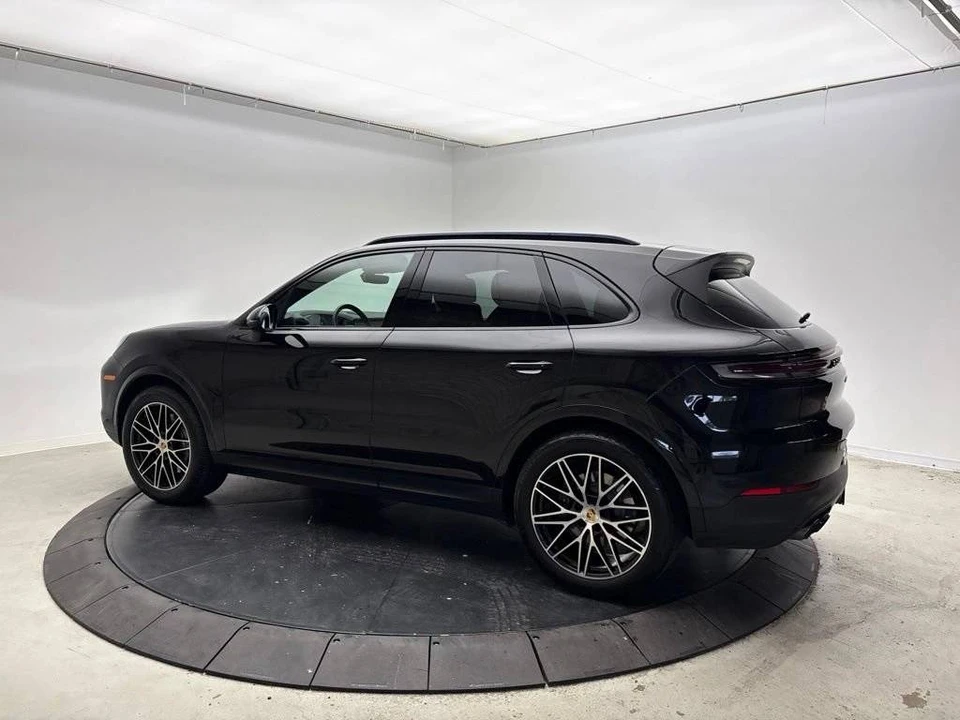 2024 Porsche 9Y0/9Y3 Cayenne - Image 3 of 4