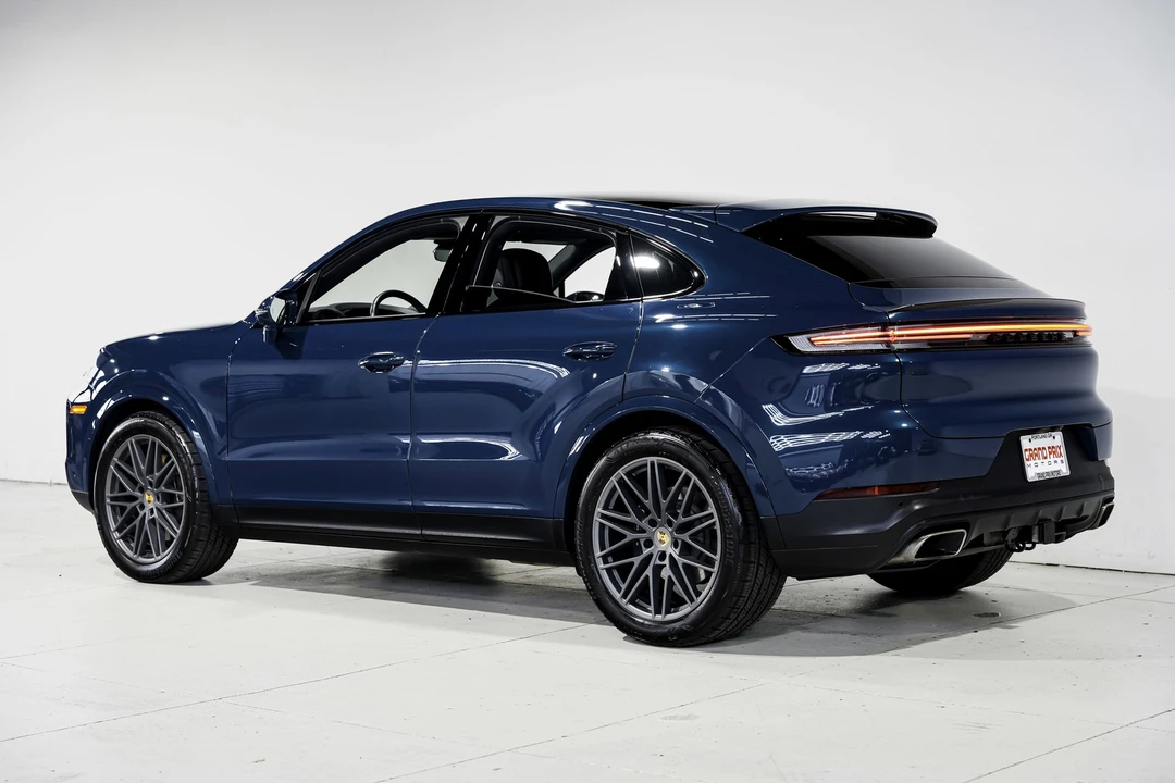 2024 Porsche 9Y0/9Y3 Cayenne - Image 8 of 21