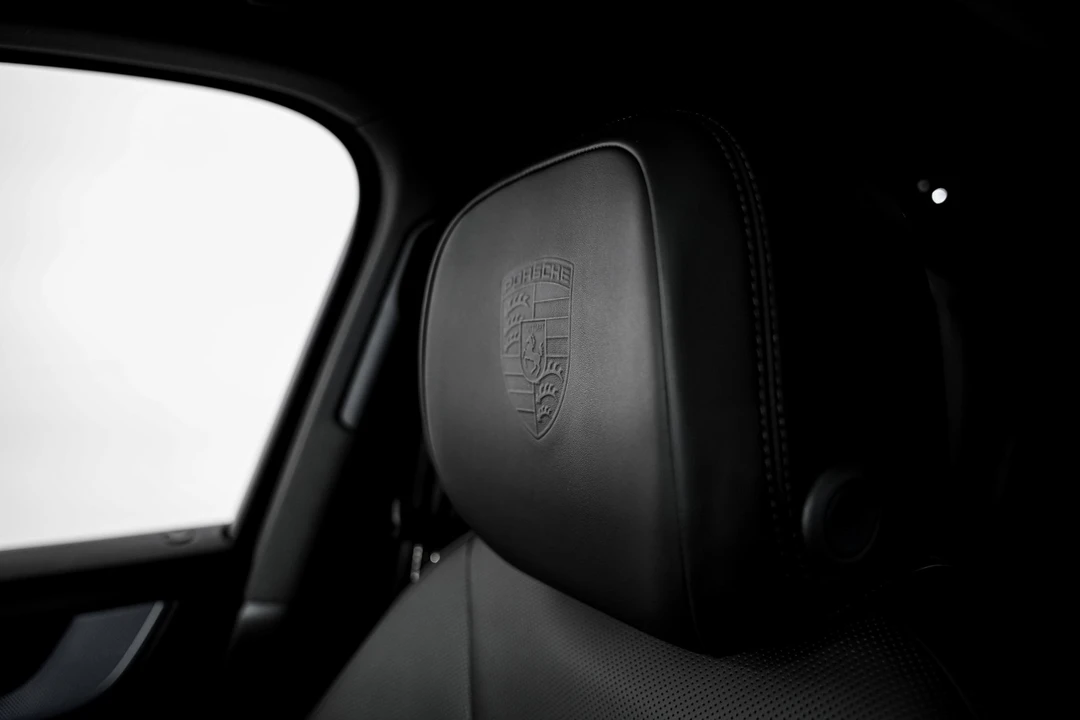 2024 Porsche 9Y0/9Y3 Cayenne - Image 16 of 21