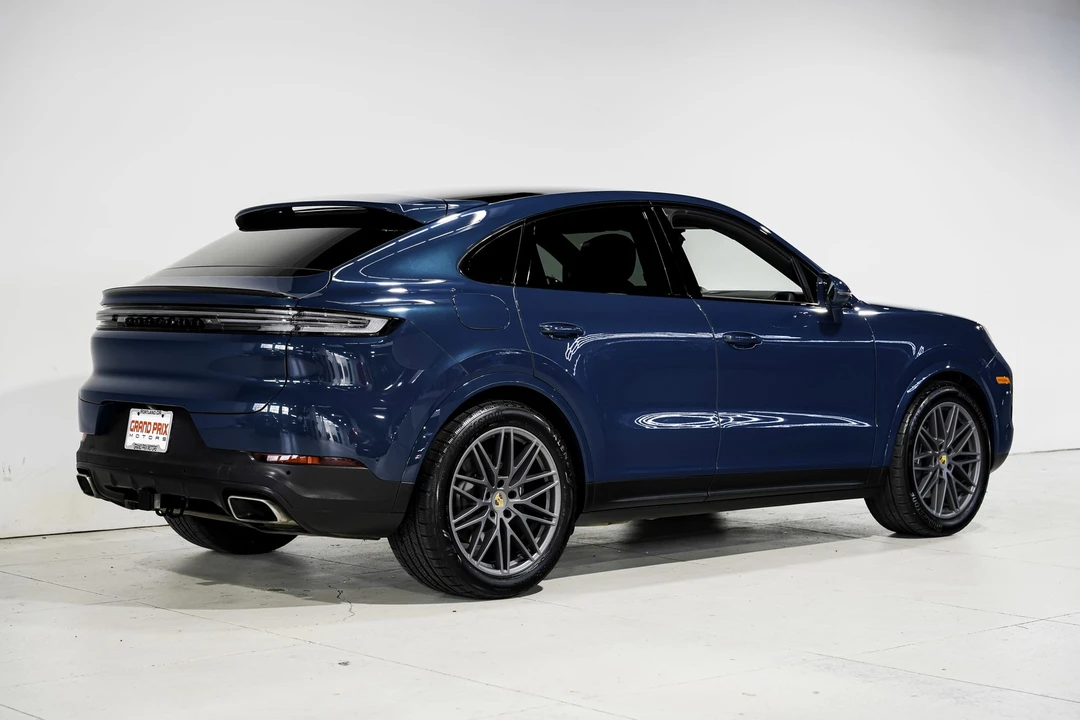 2024 Porsche 9Y0/9Y3 Cayenne - Image 3 of 12