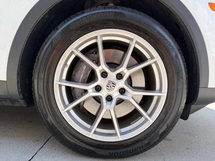 2024 Porsche 9Y0/9Y3 Cayenne - Image 6 of 13