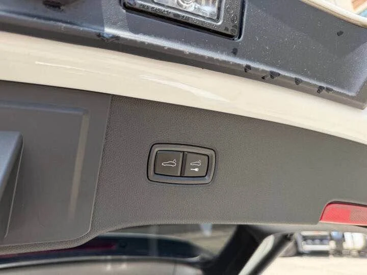 2024 Porsche 9Y0/9Y3 Cayenne - Image 12 of 13