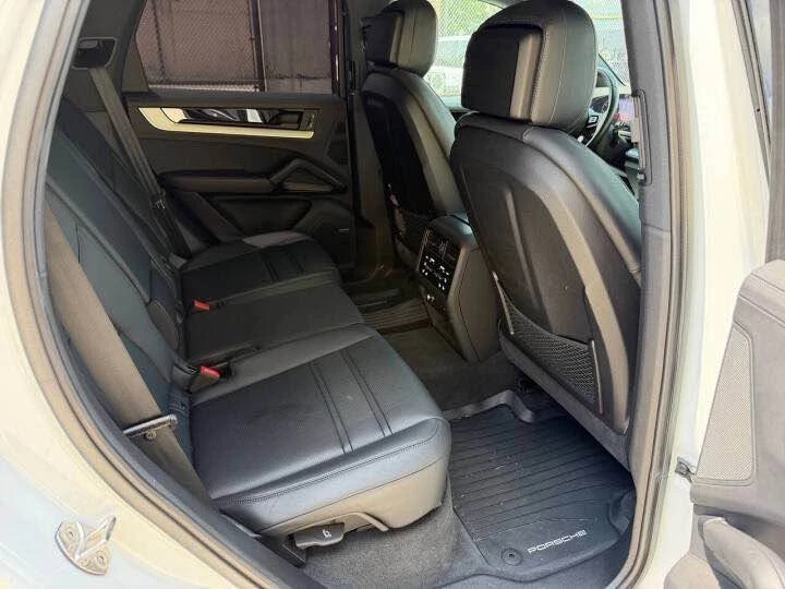 2024 Porsche 9Y0/9Y3 Cayenne - Image 8 of 13