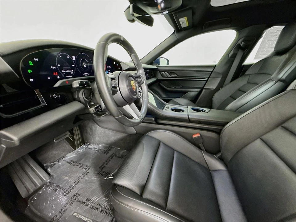 2024 Porsche 718 Cayman - Image 2 of 31