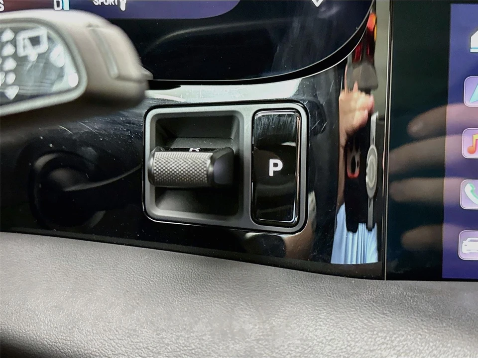 2024 Porsche 718 Cayman - Image 17 of 31