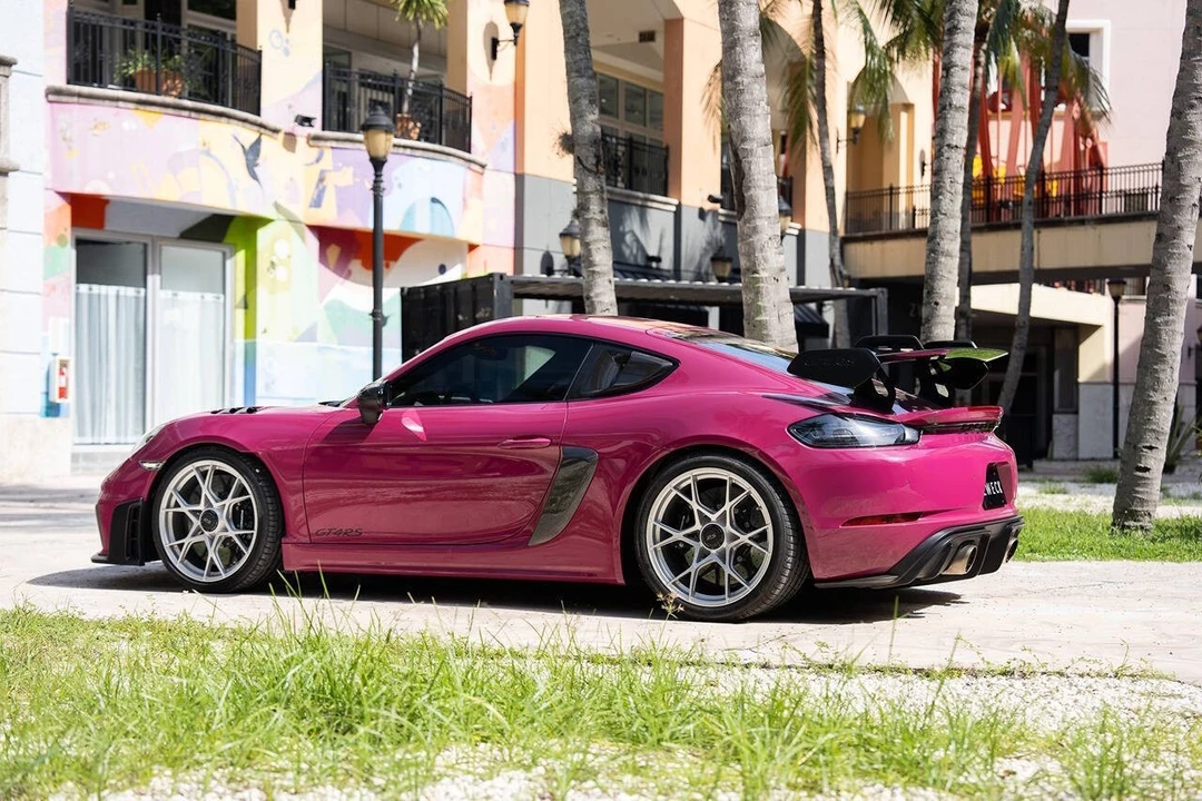 2024 Porsche 718 Cayman GT4 RS - Image 9 of 31