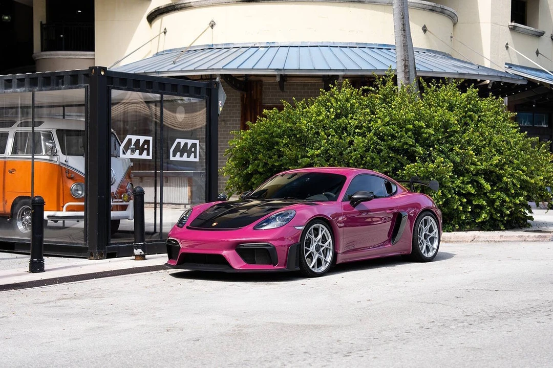 2024 Porsche 718 Cayman GT4 RS - Image 2 of 31