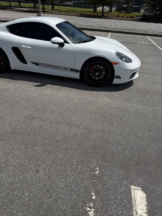 2024 Porsche 718 Cayman - Image 11 of 20