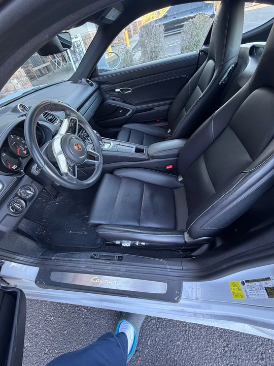 2024 Porsche 718 Cayman - Image 2 of 11