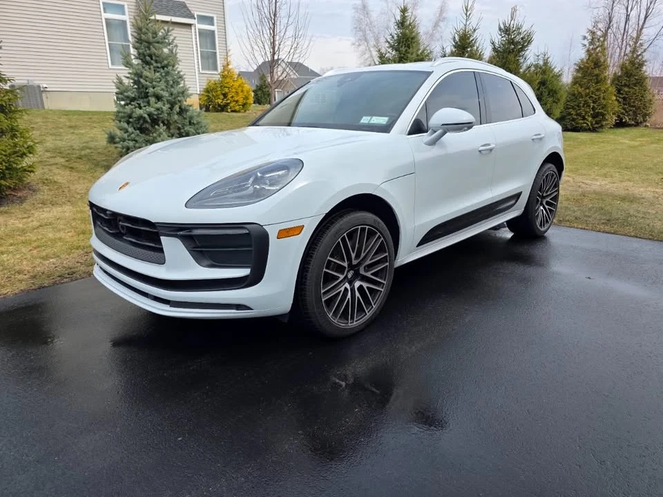 2024 Porsche Macan - Image 5 of 7