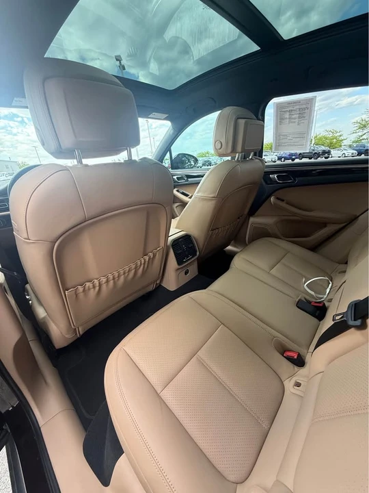 2024 Porsche Macan - Image 14 of 14